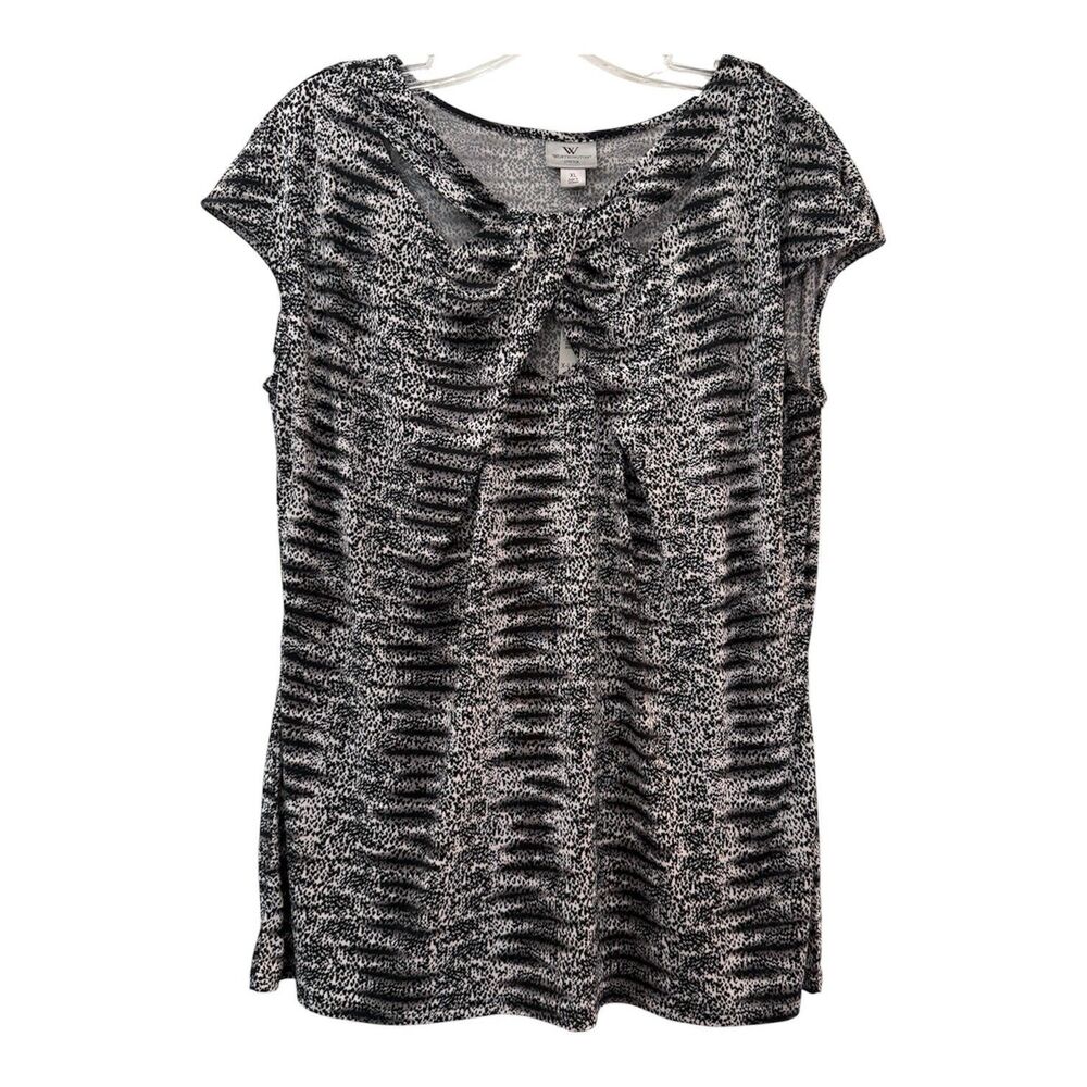 Worthington Criss Cross Keyhole Front Top XL Black White Gray Animal Print NWT